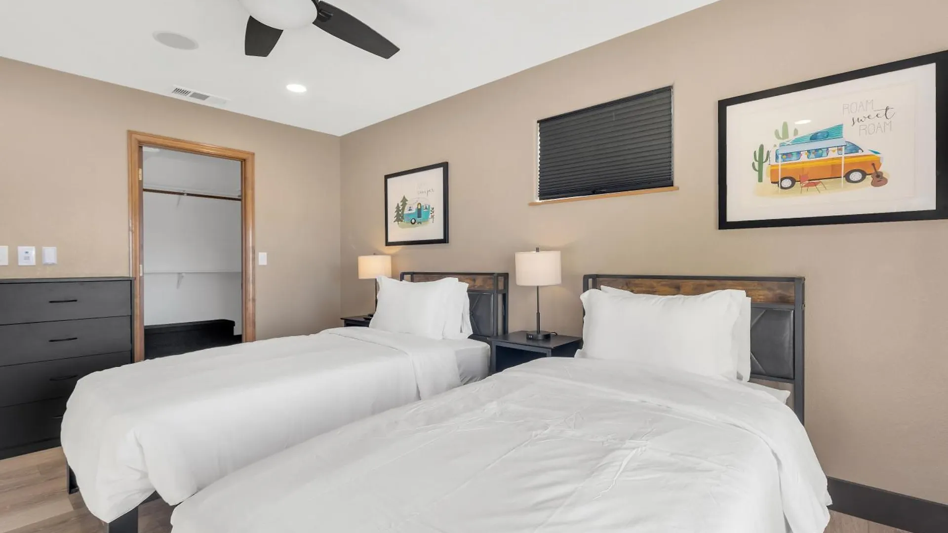 Luxury Villa With Pool And Spa Las Vegas